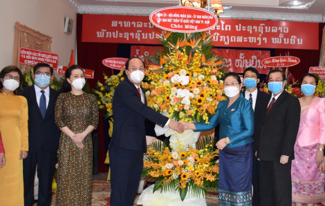 Lãnh đạo TPHCM chúc mừng Quốc khánh nước Cộng hòa Dân chủ Nhân dân Lào