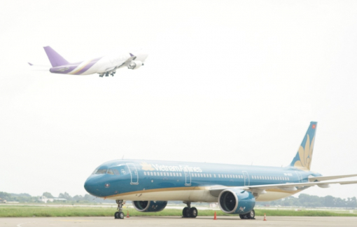 Biến chủng virus mới khiến việc mở đường bay quốc tế phải rà soát lại