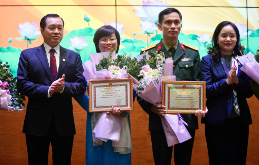 Nhà xuất bản Phụ Nữ Việt Nam được trao giải thưởng Phát triển Văn hóa đọc 2021
