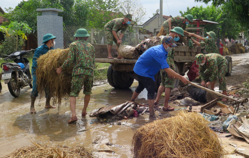 9 người chết, 58.000 căn nhà bị ngập ở Phú Yên, Bộ NN&PTNT nói quy trình xả lũ chưa chuẩn