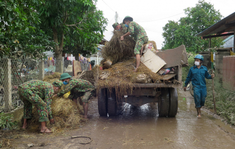 Phú Yên tiếp nhận, phân bổ máy lọc nước hỗ trợ người dân vùng lũ