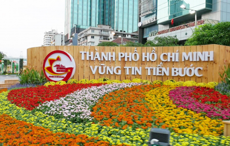 Ngày 10/1 TPHCM thi công đường hoa Nguyễn Huệ