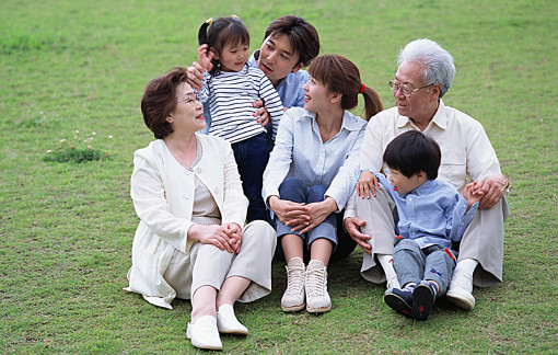 Chuyên gia tâm lý Hồ Thị Tuyết Mai: Người già cô đơn, yếu ớt và dễ tổn thương hơn trong đại dịch