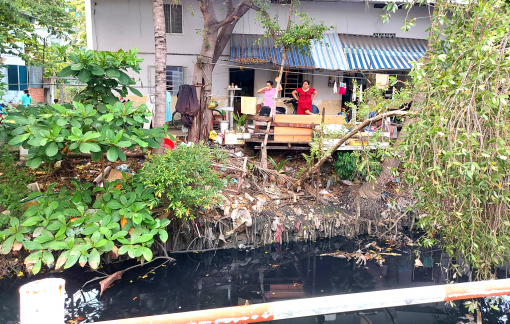 Nữ công nhân giữa vòng vây COVID-19 - Bài 1: Gắn đời mình với khu nhà trọ “ổ chuột”