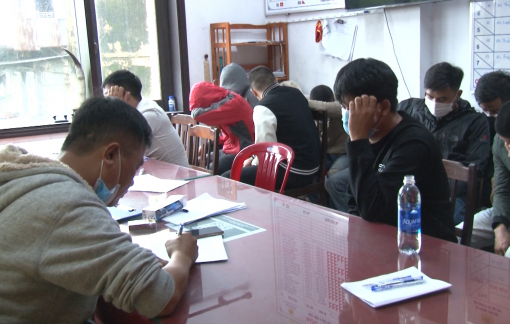 Thuê căn hộ cao cấp tổ chức đại “tiệc” ma túy