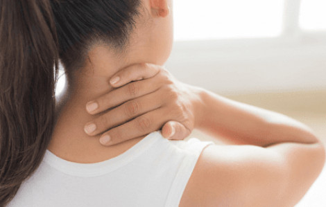 Sau điều trị COVID-19 thường xuyên đau cổ, vai gáy