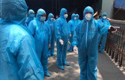 Vì sao TPHCM cần chi viện 3.000 bác sĩ, điều dưỡng?