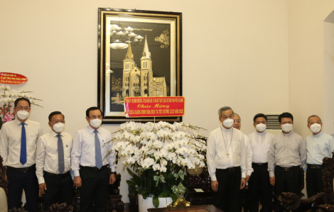 Bí thư Thành ủy TPHCM Nguyễn Văn Nên thăm Tổng giáo phận TPHCM
