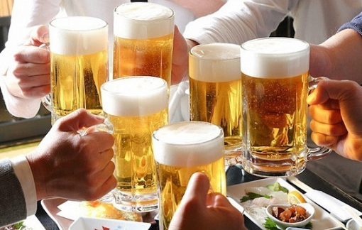 Nam thanh niên vỡ bàng quang sau trận bia hoành tráng với bạn bè