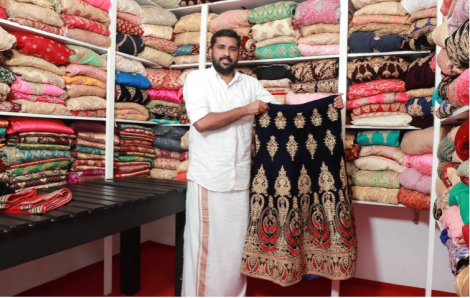 Người đàn ông Ấn Độ "gom trang phục cưới" giúp các cô gái nghèo