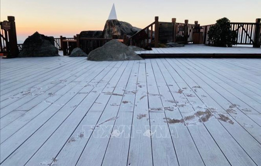 Tuyết đã xuất hiện trên đỉnh Fansipan