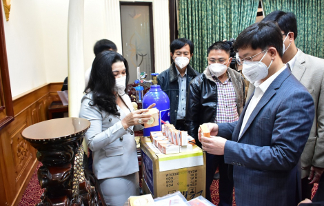 Quỹ từ thiện Kim Oanh hỗ trợ tỉnh Thừa Thiên - Huế chống dịch COVID-19
