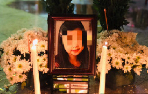 Bố bé gái 8 tuổi tử vong bị công ty chấm dứt hợp đồng làm việc