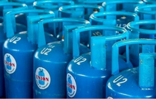 Giá gas bán lẻ giảm 10.000 đồng/bình 12kg từ 1/1/2022