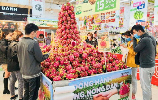 Các siêu thị đẩy mạnh tiêu thụ nông sản hỗ trợ nông dân