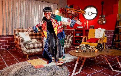 Wowy “bắt tay” học trò của đối thủ