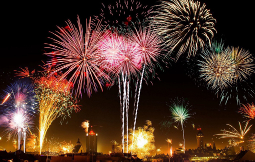 Đề xuất tạm dừng bắn pháo hoa và tổ chức lễ hội Tết Nhâm Dần 2022