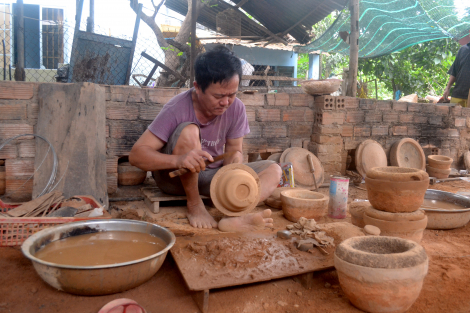 Khánh Hòa: Người dân làng nghề ở Diên Khánh lo mất Tết