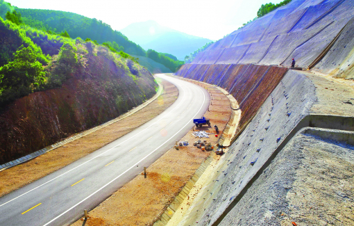 Cao tốc Bắc - Nam phía đông bao giờ về đích?