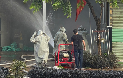 Cơ sở nước đá rò rỉ khí amoniac, nhiều hộ dân sống sát bên được sơ tán khẩn