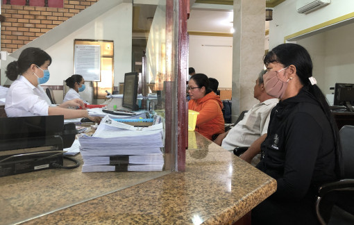 Nguy cơ bị lừa khi rút tiền thẻ tín dụng trực tuyến