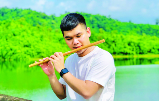 Chàng trai sáo trúc