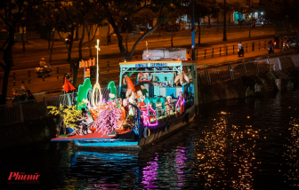 Chợ hoa xuân “Trên bến dưới thuyền”: Đờn ca tài tử là điểm nhấn