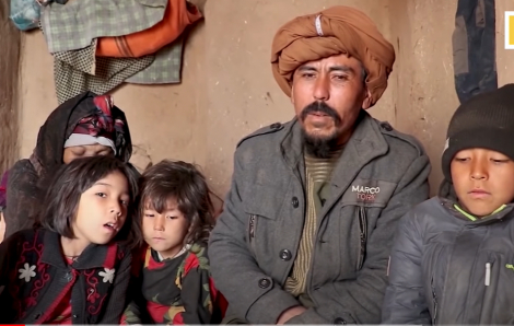 Clip: Người đàn ông Afghanistan bán thận kiếm tiền nuôi con