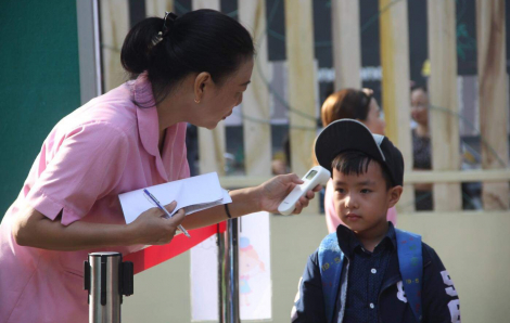 Đề xuất từ 7/2, học sinh mầm non, tiểu học và lớp 6 trở lại trường theo tinh thần tự nguyện