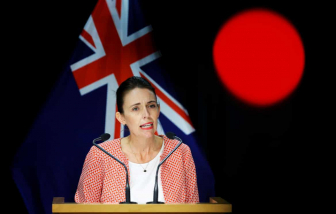 Thủ tướng New Zealand hủy đám cưới vì Omicron