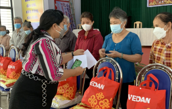 Vedan Việt Nam trao tặng 1.000 phần quà Tết cho người dân tỉnh Đồng Nai nhân dịp xuân Nhâm Dần