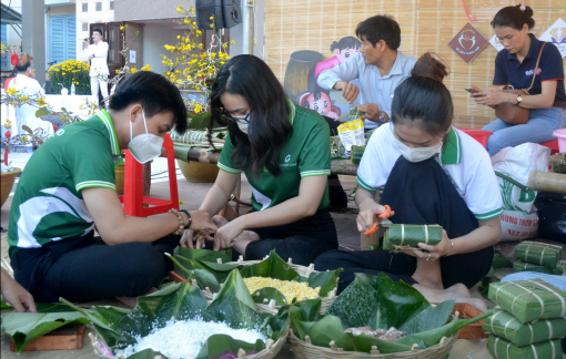 Tìm lại không khí Tết xưa trên phố biển Nha Trang