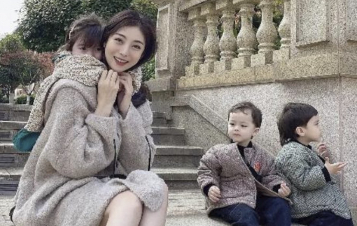 Trung Quốc: Bị chỉ trích vì sinh 3 bằng phương pháp thụ tinh trong ống nghiệm