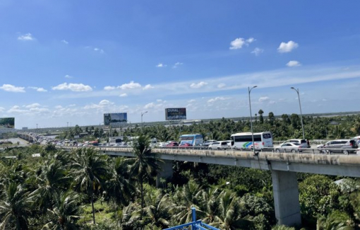 Các cao tốc, cầu phía nam kẹt cứng