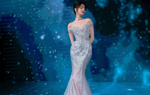Cận cảnh bộ váy gây sốt của Địch Lệ Nhiệt Ba đến từ nhà thiết kế Việt