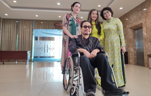 Lãnh đạo TPHCM gặp gỡ văn nghệ sĩ đầu năm mới