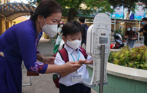 F0 tăng, trường học điều chỉnh biện pháp phòng dịch