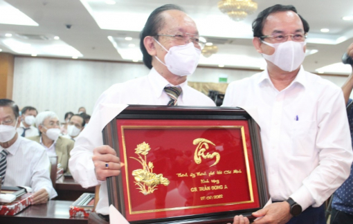 Tri ân những người thầy thuốc tiêu biểu