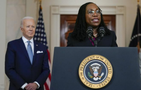 Tổng thống Biden đề cử người phụ nữ gốc Phi đầu tiên vào ghế Thẩm phán Tòa án Tối cao