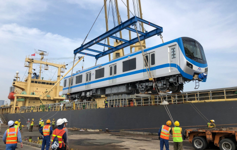 TPHCM nhập tiếp hai đoàn tàu cho tuyến metro Bến Thành - Suối Tiên