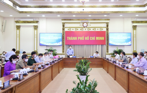 Kinh tế TPHCM đang tăng trưởng lại