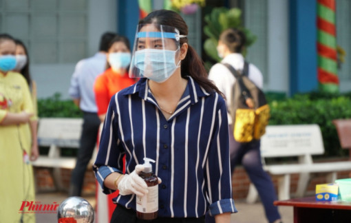 TPHCM yêu cầu quyết liệt triển khai các biện pháp chống dịch