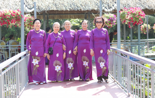 U.80 hưởng ứng Lễ hội Áo dài