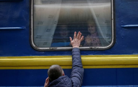 Hơn 1 triệu trẻ em chạy trốn khỏi Ukraine kể từ khi xung đột với Nga