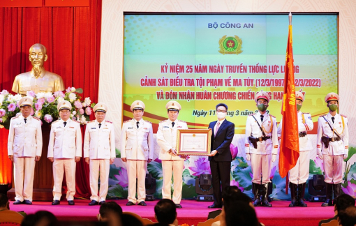 Cục Cảnh sát điều tra tội phạm về ma túy đón nhận Huân chương Chiến công hạng Nhất