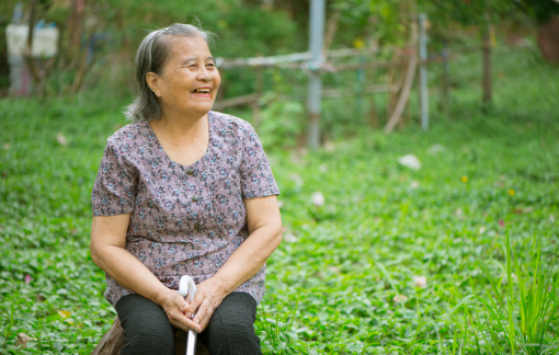 Con gái chê nhà mẹ, kéo vali đi thuê khách sạn