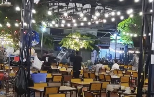 Xôn xao clip chém nhau loạn xạ tại quán nhậu ở Cần Thơ