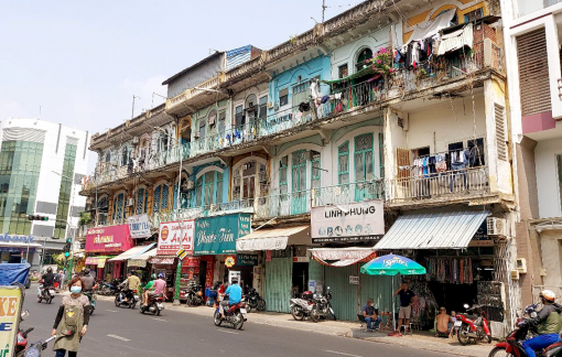 Vì sao dân liều mình ở lại chung cư sắp sập?