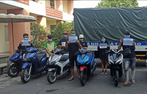Vây ráp, bắt nhóm đua xe trong đêm