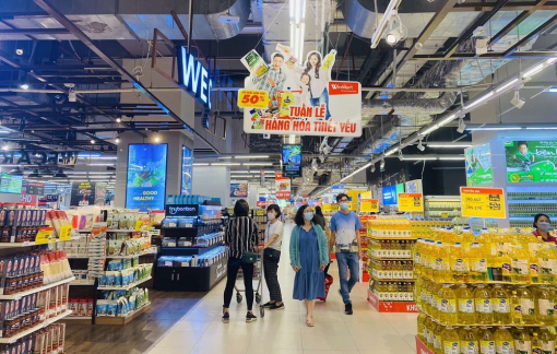 Giá xăng dầu tăng kỷ lục, nhà bán lẻ nỗ lực giữ giá hàng hóa ổn định